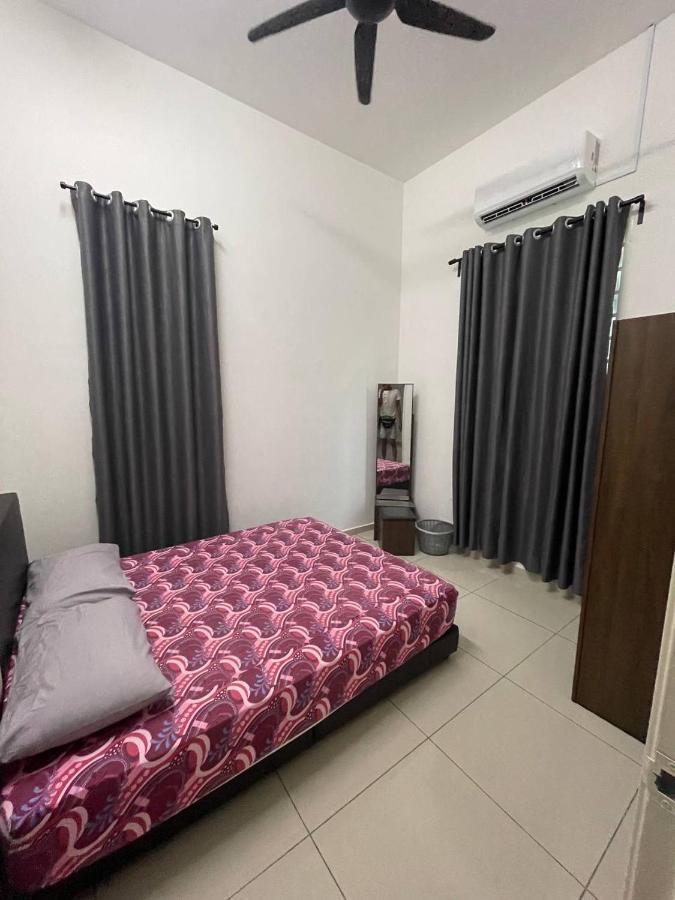 Bungalow Homestay Jasin Malacca Eksteriør billede